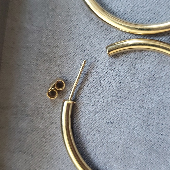 Mejuri Vermeil Tube Hoops - Picture 6 of 8